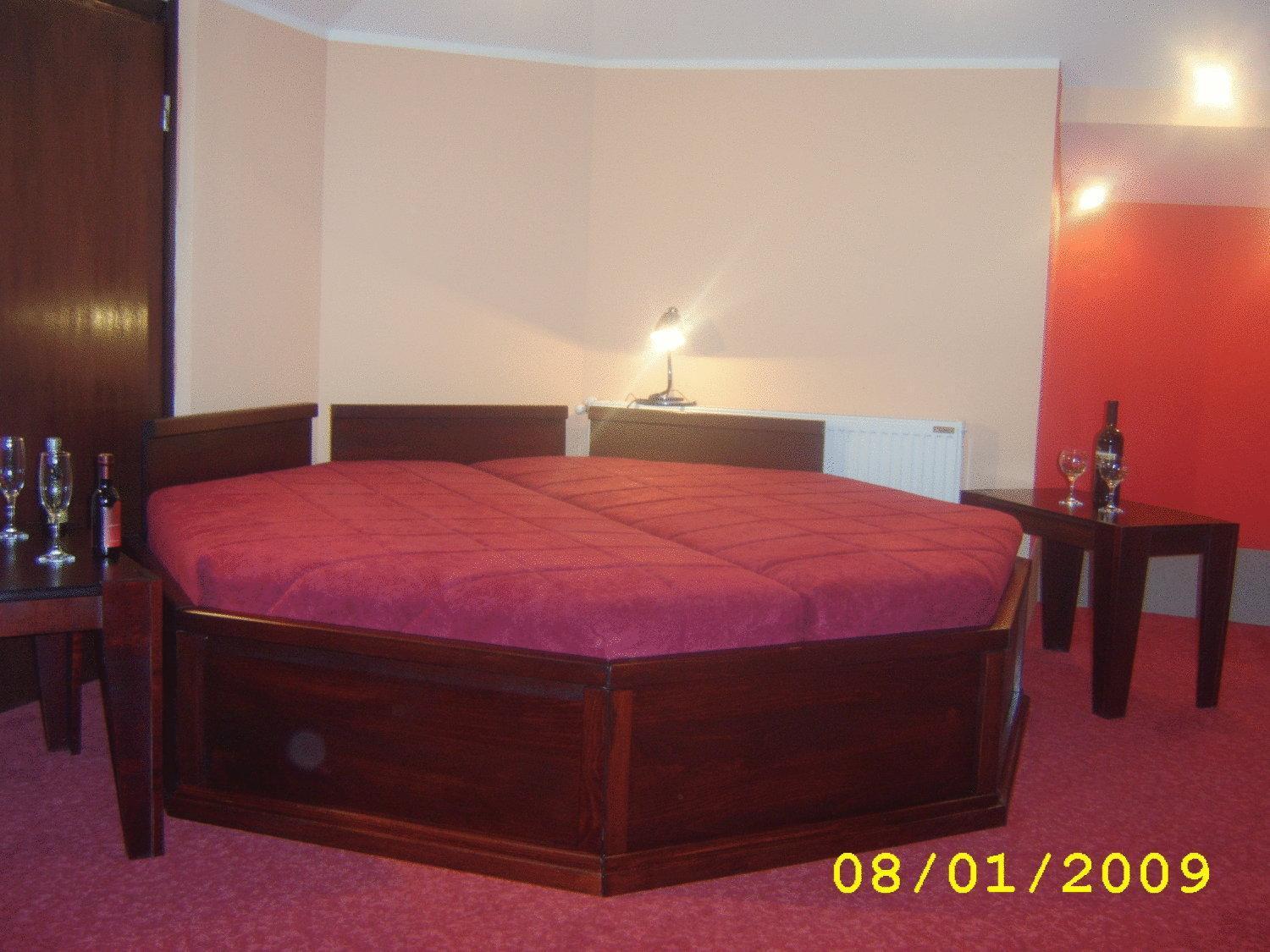 Hotel Vila Mitic Luxx Spa Centar เลสโควัซ ภายนอก รูปภาพ