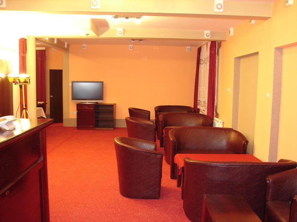 Hotel Vila Mitic Luxx Spa Centar เลสโควัซ ภายนอก รูปภาพ